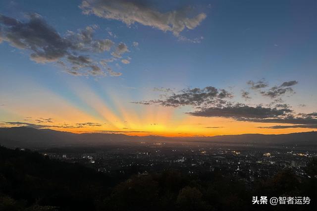 天蠍座：午夜過後有喜事降臨, 喜鵲帶喜天降, 祝你所有願望十倍靈驗缩略图