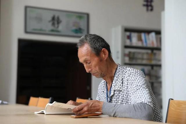 78歲退休醫生患癌，10年內無復發，貴在5個“堅持”，每人都能做插图1