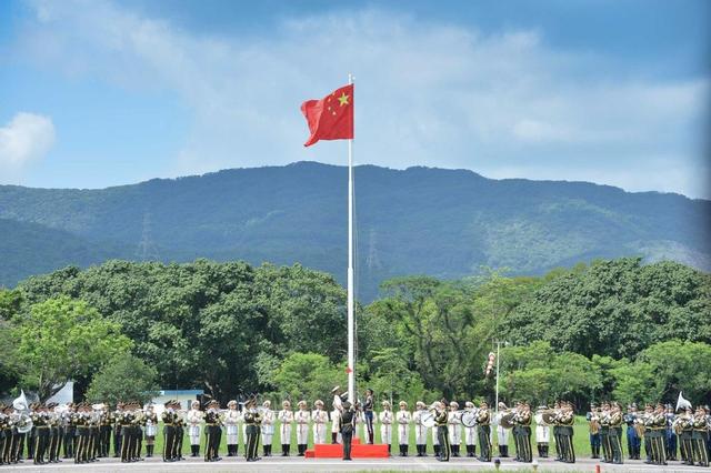 不吹軍號不唱軍歌，神秘的解放軍駐港部隊，到底做的是什麼工作？插图11