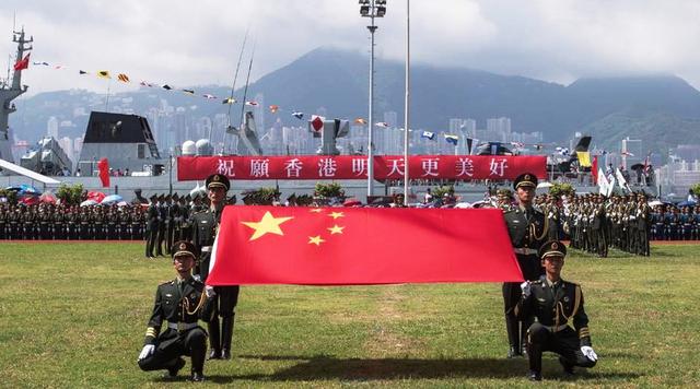 不吹軍號不唱軍歌，神秘的解放軍駐港部隊，到底做的是什麼工作？插图18