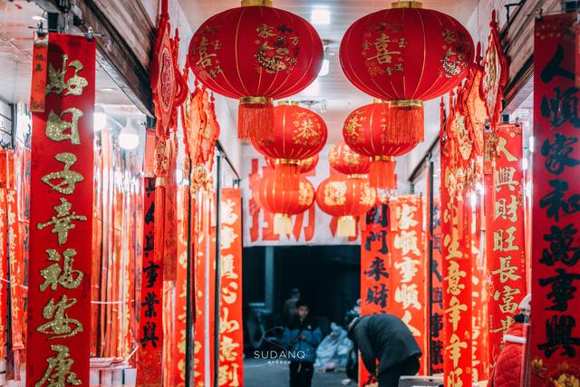 街拍武漢年味，打卡“天下第一街”漢正街：令人唏噓的小商品市場插图4