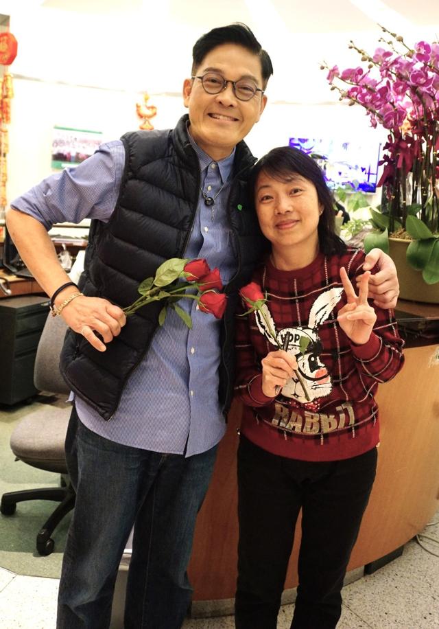 56歲男星求婚成功獲馬浚偉擁抱祝賀！曾承認花心致離婚又未婚產女插图2