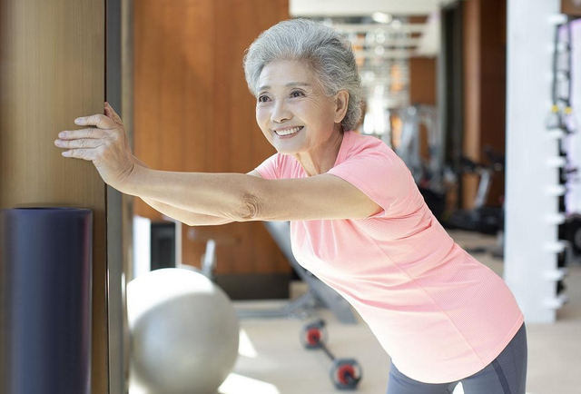 老伴走瞭9年，74歲張嬸：堅持4件事，醫生說至少還能再活10年插图3