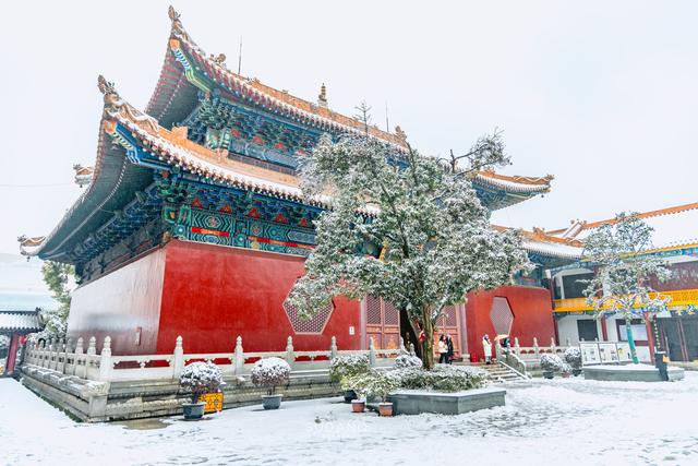 武漢鬧市中藏著一個小故宮：不僅有千年歷史，還是皇傢古寺插图5