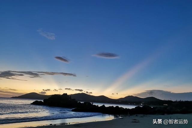 獅子座：運勢已定局，你難以抵擋，好運如暴雨般傾盆而下插图2