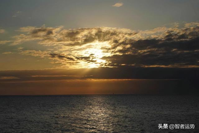 巨蟹座：運勢已定局，你難以抵擋，好運如暴雨般傾盆而下插图1