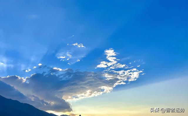 雙子座:波折重重 撥雲見日,好運將至!從明天起,貴人助你鴻運8年起缩略图