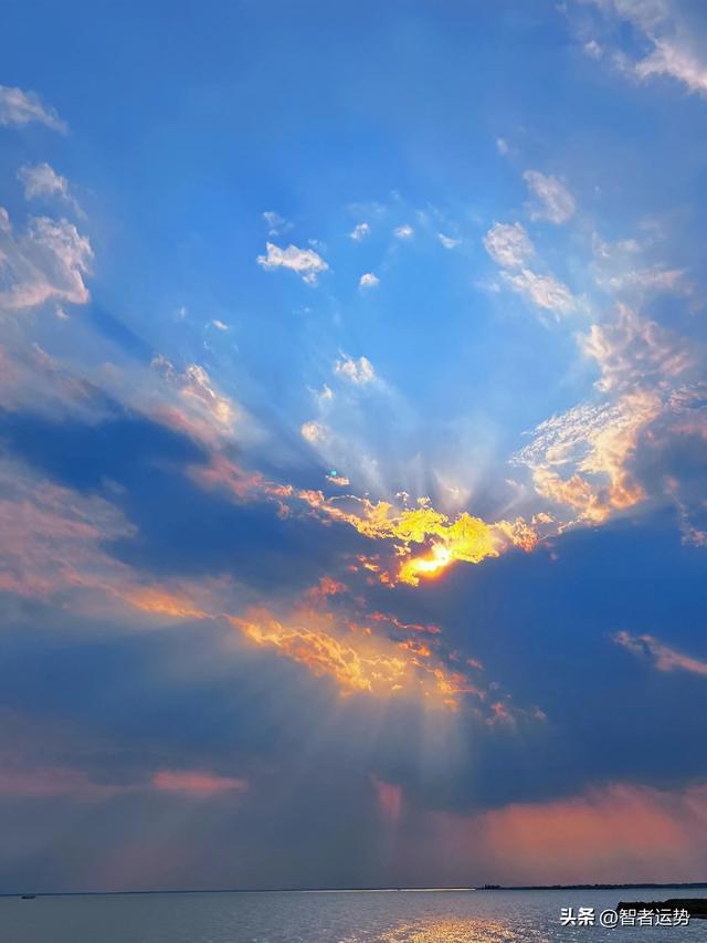 白羊座:波折重重 撥雲見日,好運將至!從明天起,貴人助你鴻運8年起插图2