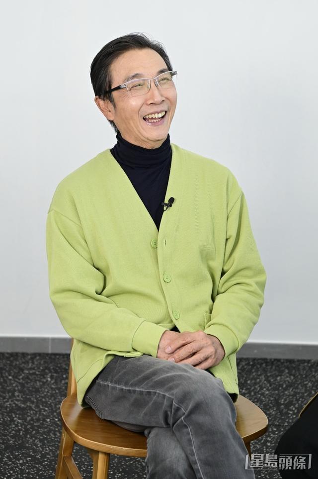 74歲劉松仁回應健康狀況，罕談夫妻私下相處，承認早年為錢才拍戲插图6