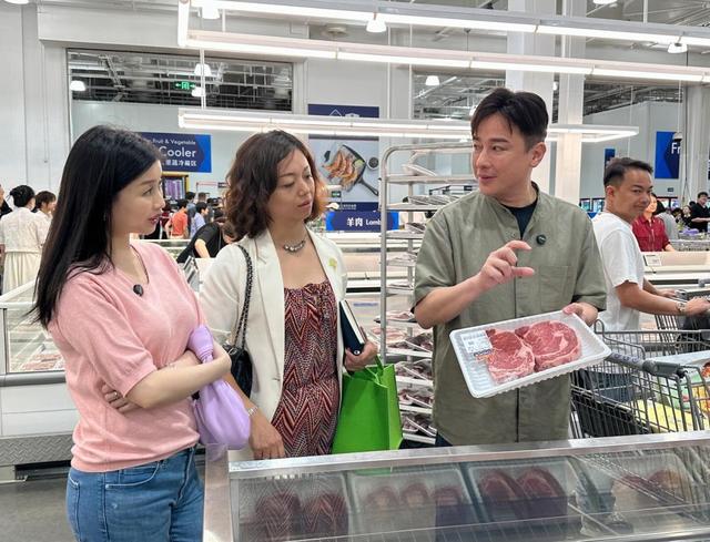 TVB男星逛山姆超市獲高層親自招待，享受封路待遇試吃未發售新品插图1