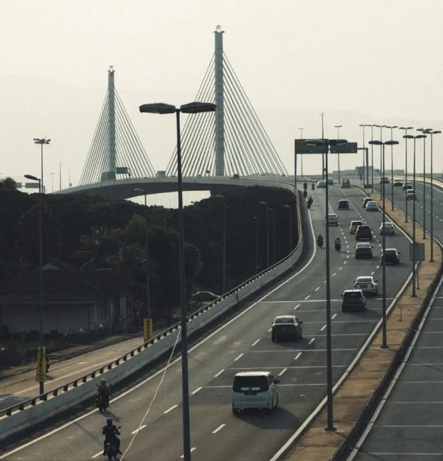 馬來西亞賺麻？中國為其建14.5億最長跨海大橋，被嘲笑卻終獲驚喜插图3