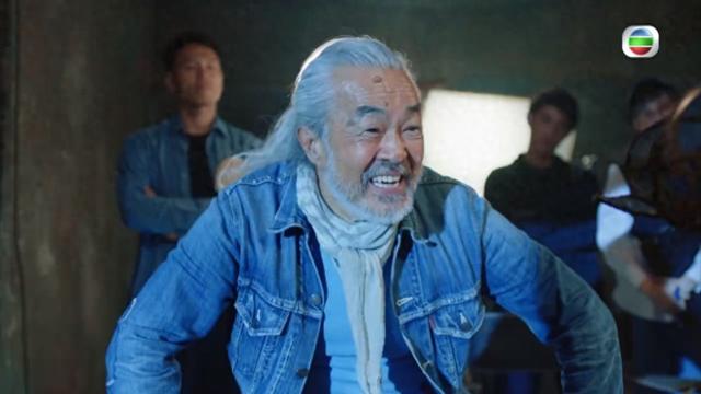69歲TVB綠葉駕保時捷911狂飆！被指貼錢拍戲常演衣衫襤褸流浪漢缩略图