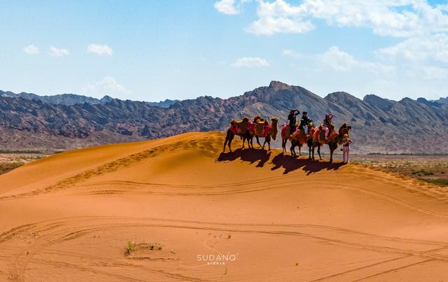 中國唯一的紅色沙漠？新疆阿克蘇的神秘景觀：古絲綢之路重要節點缩略图